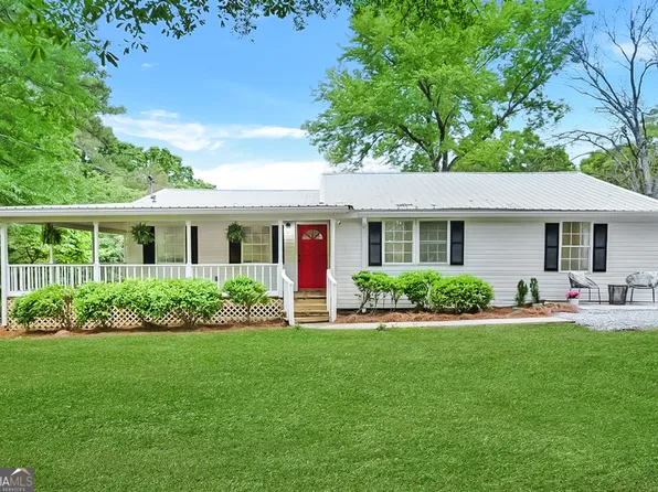 673 Burkhalter Rd SE, Silver Creek, GA 30173