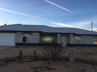 16511 Verde Dr, Hesperia, CA 92345