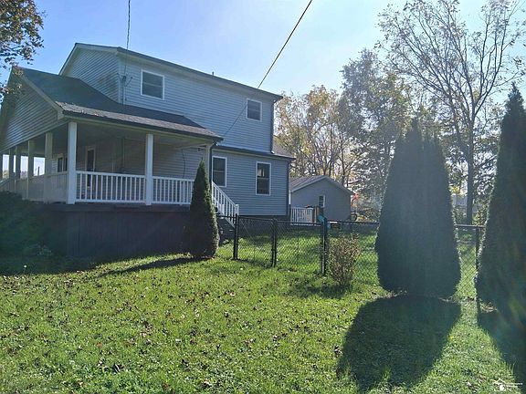 4th image of 5965 W Roseland St