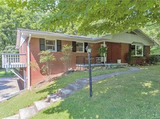 110 Mount Carmel Rd, Asheville, NC 28806