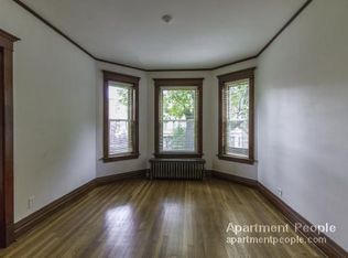 1325 W Eddy St #2, Chicago, IL 60657