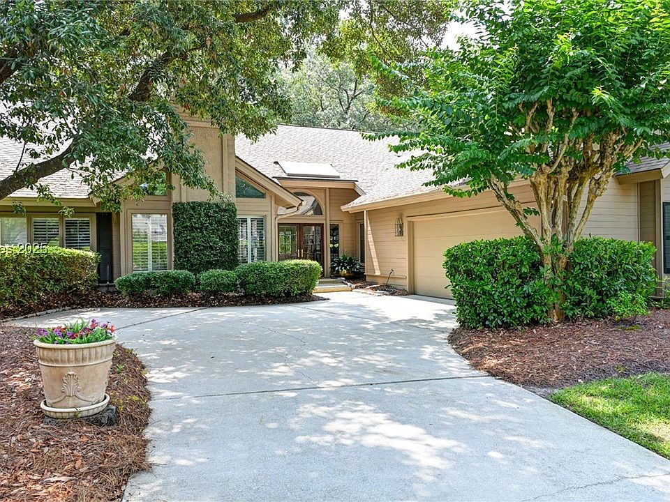 1st image of 13 King Rail Ln