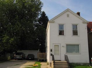 1117 Hamilton St, Manitowoc, WI 54220