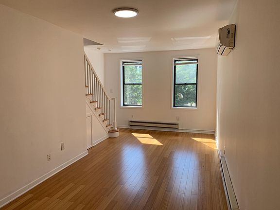 4th image of 1838 E Passyunk Ave #2