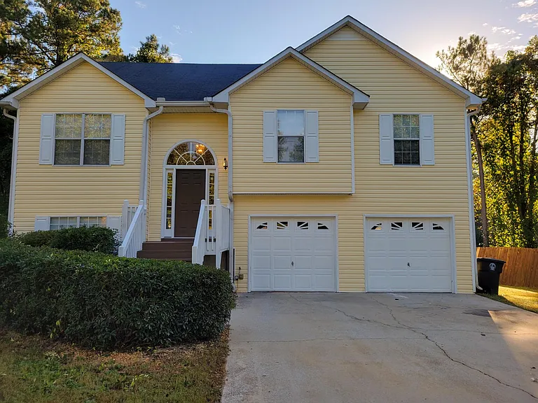 6286 Wellington Ct — Photo 1