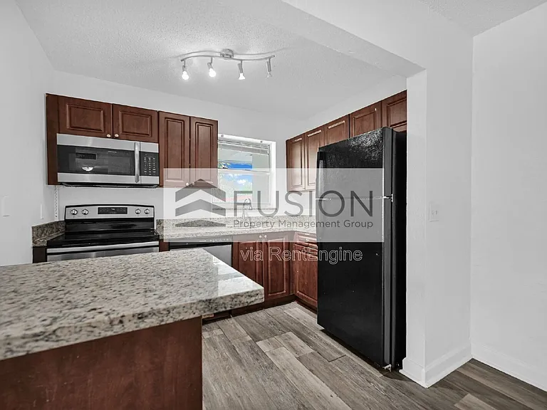 400 NW 65th Ave #220 — Photo 16