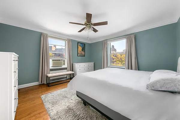 Sold by Douglas Elliman | media 27