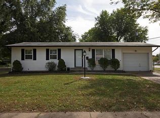 2010 N Pointe Ln, Florissant, MO