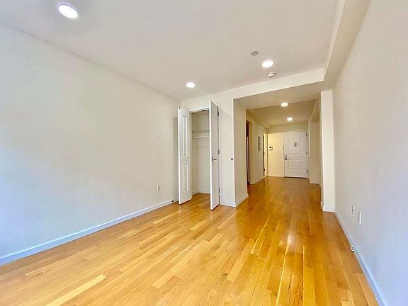 2nd image of 31-10 23rd St #3D
