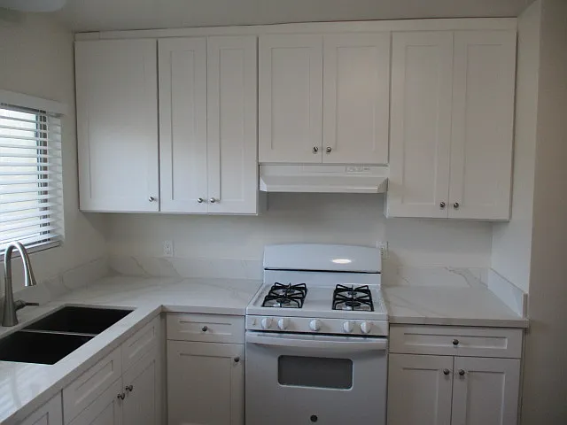 Studio, $2,450 — Photo 4