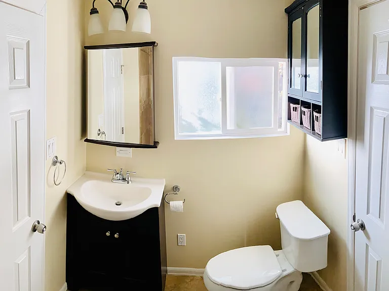 641 S Avenue 59 — Photo 19