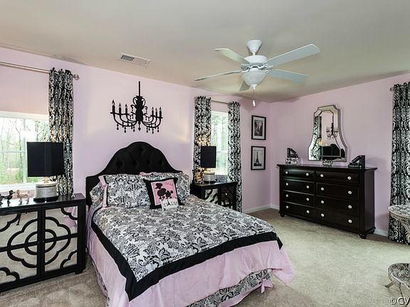 2nd image of 6218 Regal Crest Dr