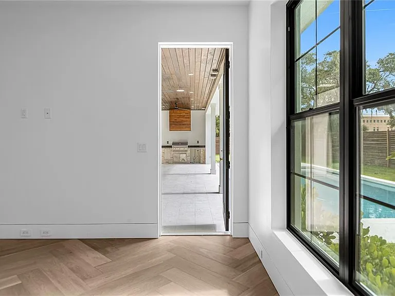 1814 Barker Dr — Photo 53