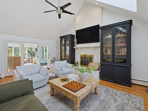 2nd image of 50 Meadowlark Dr