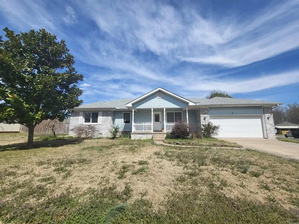 24 Newcastle Dr, Cabot, AR 72023