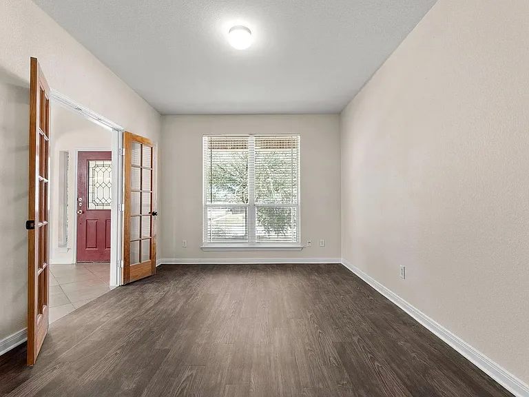 1209 Laurel Oak Trl — Photo 6