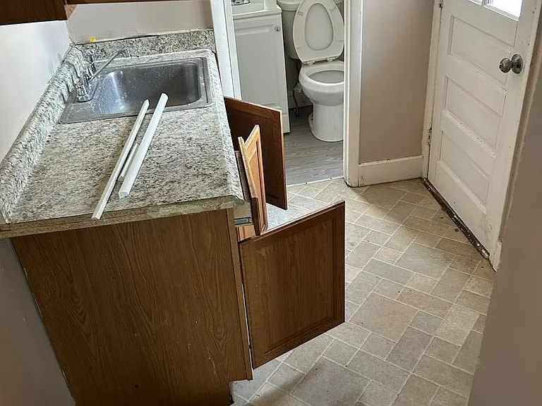 9 Olmstead St #2 — Photo 6