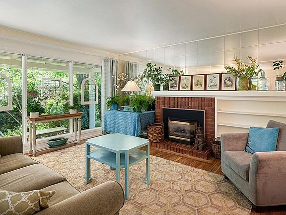 5th image of 3509 Montgomery Drive