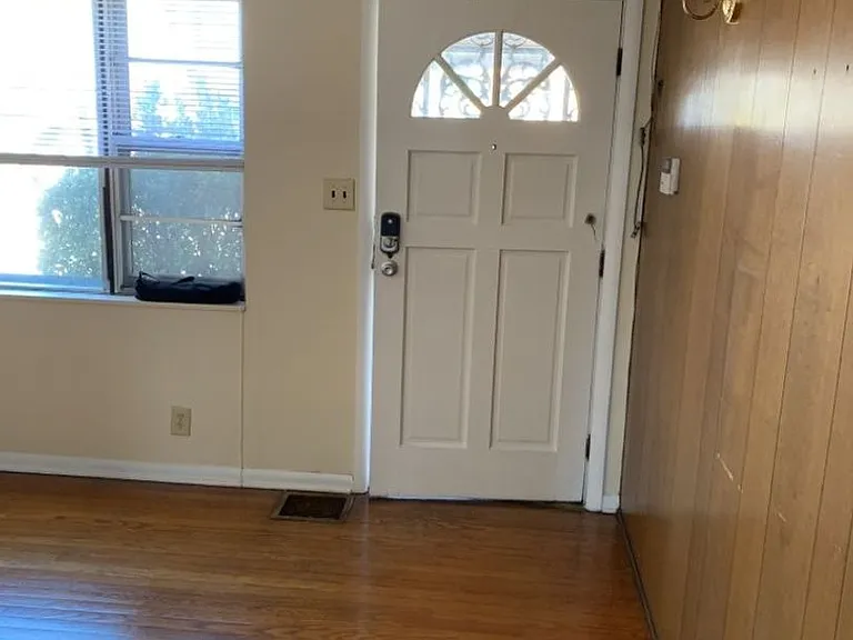 1506 Exeter Ave — Photo 11