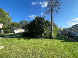 305 Thompson St, Urbana, IL 61801