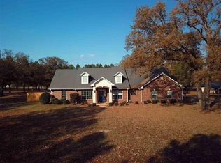 85 County Road 42560, Paris, TX 75462