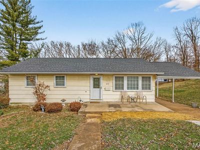 610 Edgewood Ln, Festus, MO, 63028