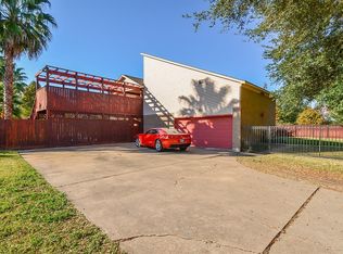10010 Kinney Rd, Houston, TX 77099