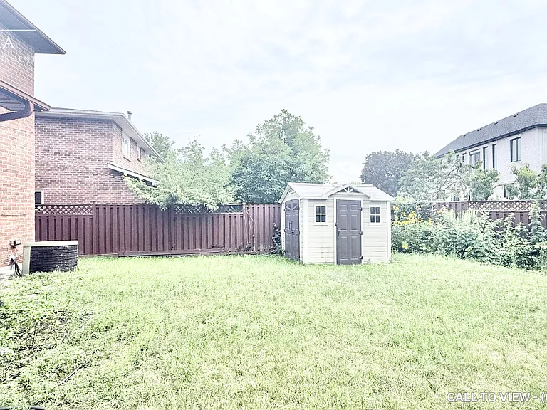 18 Gaslight Cres #1 — Photo 21