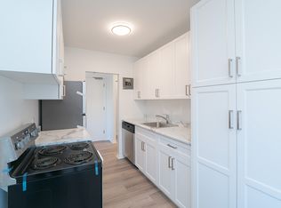 303 Stradbrook Ave #2, Winnipeg, MB R3L0J5