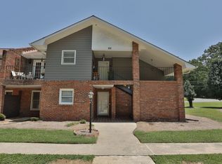 104 Montclair Dr, Calhoun, GA 30701