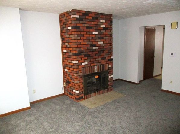1709 Rockingham Dr APT A, Normal, IL 61761