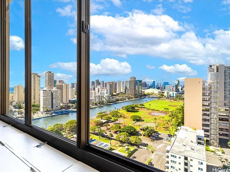 2444 Hihiwai St #2300 — Photo 4