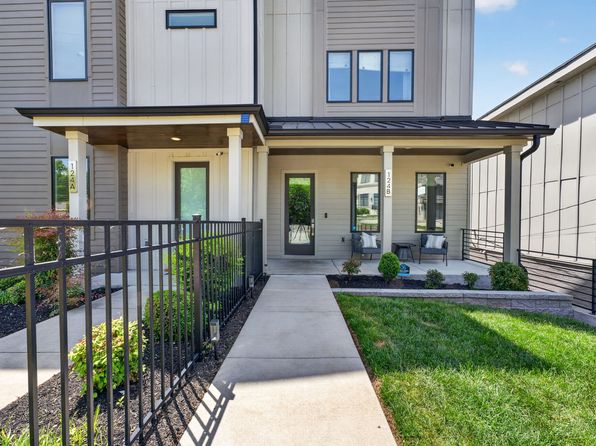 124B Fern Ave
