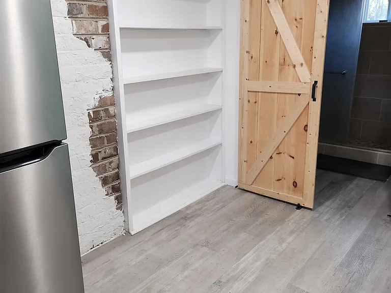 4918 Laroche Ave #A — Photo 17