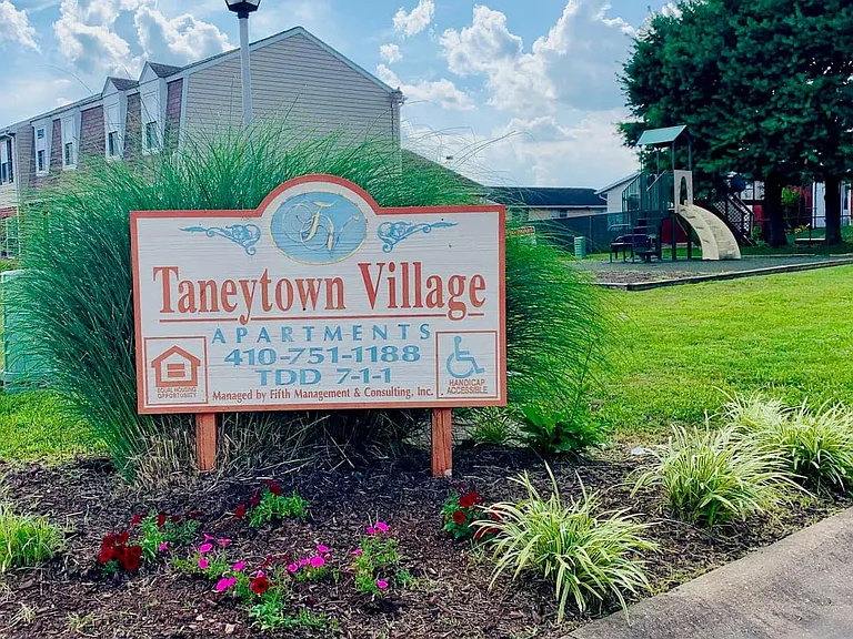 Taneytown Village — Photo 9