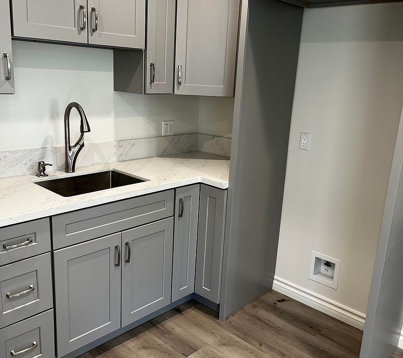 2nd image of 9909 Stanwin Ave