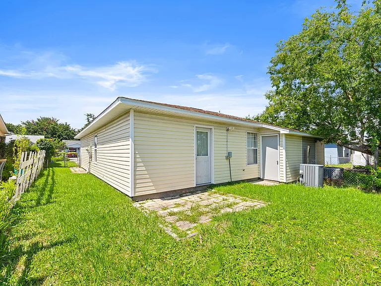 2716 Oak Hammock Dr — Photo 27