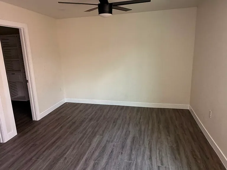 640 Arredondo Dr #B — Photo 2
