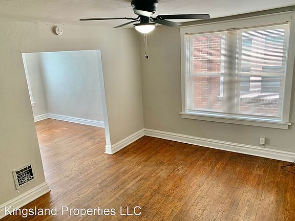 4th image of 4973A Parker Ave #4973-A