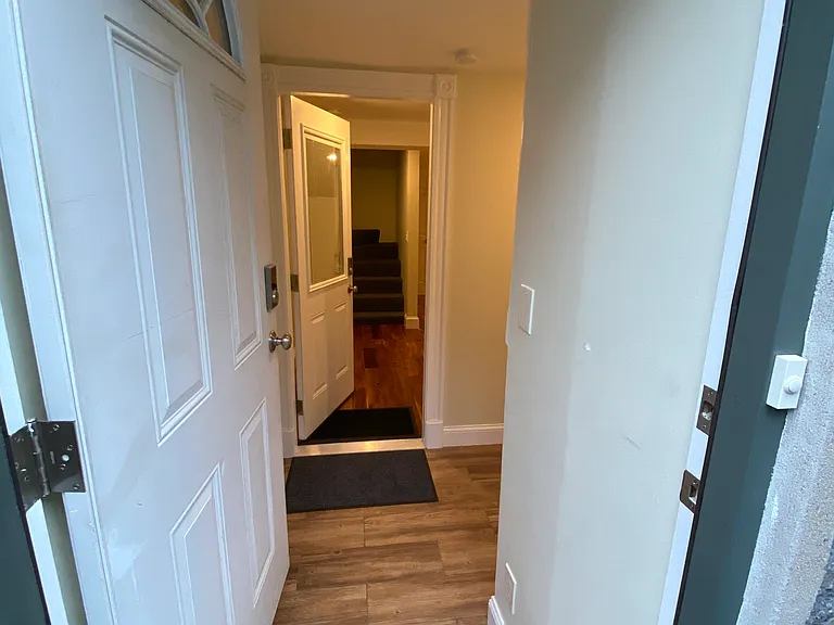 16 Crescent Ave #B — Photo 8
