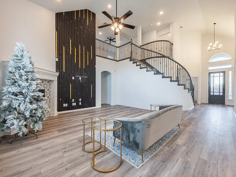 1111 Alaska Dr — Photo 34