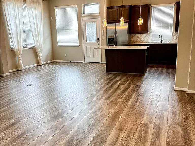 2527 Bordelon Ln — Photo 3