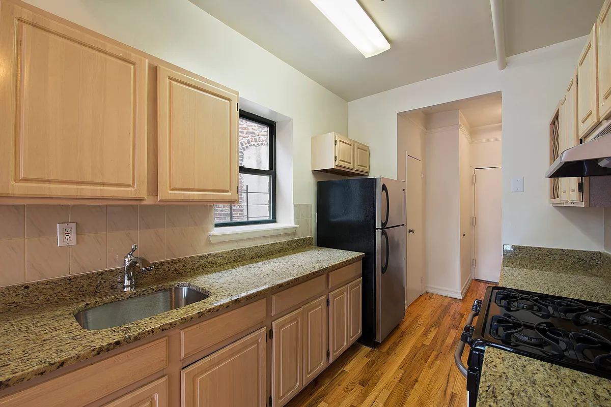 Building Photo - 2212 Frederick Douglass Blvd #2D