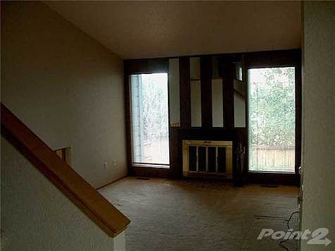 4th image of 2901 Millice Ave