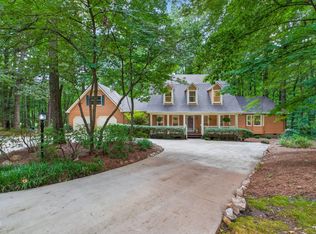 105 Dewberry Ct, Cary, NC 27518