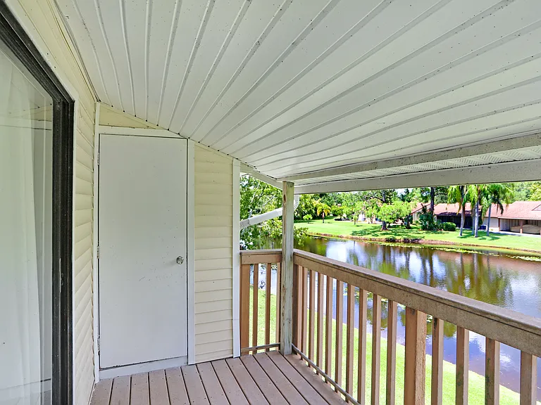 137 Hunter Lake Dr #C — Photo 11