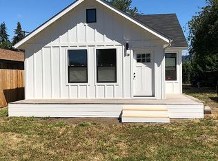 820 M St, Springfield, OR 97477