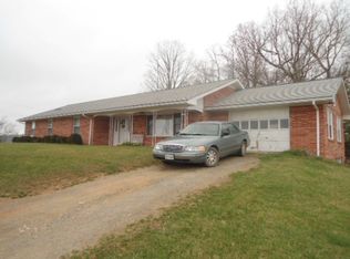 572 Graystone Rd, Independence, VA 24348