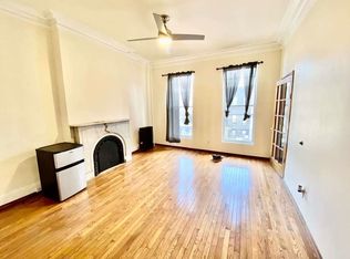 116 Ryerson St #2F, Brooklyn, NY 11205
