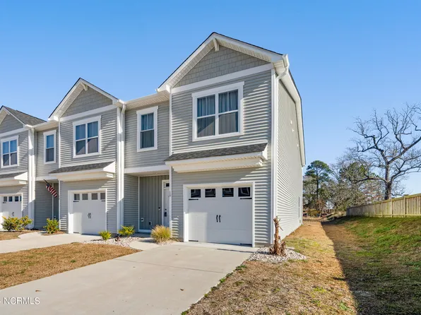 10 Aspen Road, Hampstead, NC 28443